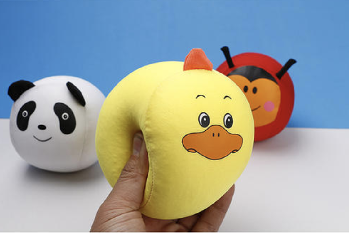 Apa kaluwihan spons elastis sing dienggo bareng karo produsen tempel warna pu?